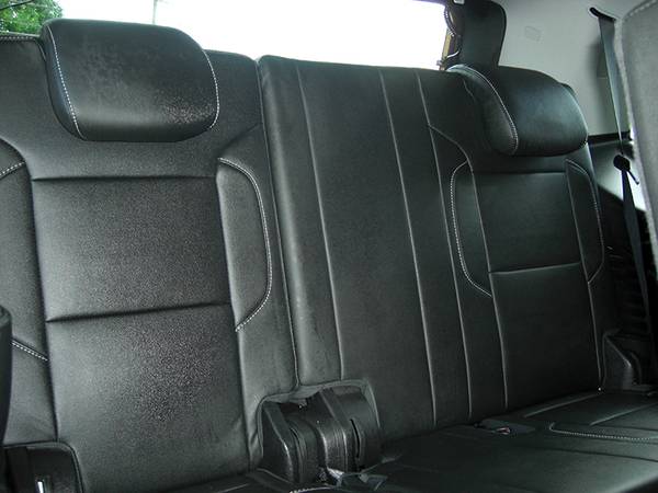 ► 2020 CHEVROLET TAHOE LT - LOADED 8 PASSENGER with REMAINING... for sale in Feeding Hills, MA – photo 23