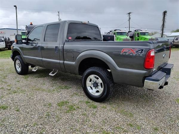 2016 Ford F-250SD XLT - - by dealer - vehicle for sale in Chillicothe, OH – photo 7