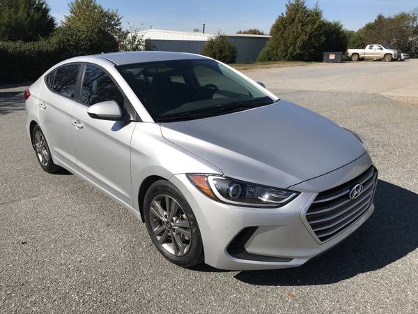 2018 Hyundai Elantra SEL- 29k miles! - cars & trucks - by owner -... for sale in Concord, NC – photo 2