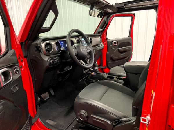 2021 Jeep Wrangler Unlimited Freedom 4x4 hatchback Red - cars & for sale in Branson West, AR – photo 24