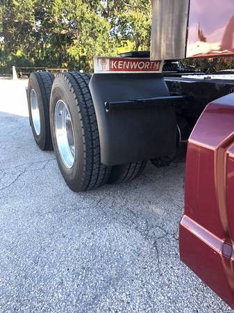 2014 Kenworth T680 KW Sleeper Semi Truck Double Bunk, Inverter, Fridge for sale in SAINT PETERSBURG, FL – photo 6