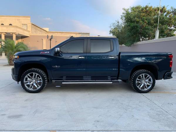 CHEVROLET SILVERADO 2019 4x4 - cars & trucks - by owner - vehicle... for sale in McAllen, TX – photo 14