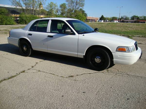 2009 Ford Crown Victoria (1 Owner/Excellent Condition/Low Miles) for sale in Other, MI