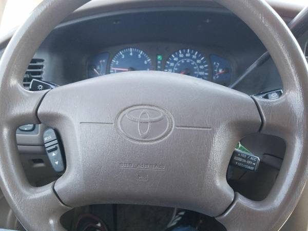 2002 Toyota Sienna MCL10L - - by dealer - vehicle for sale in Idaho Falls, ID – photo 13