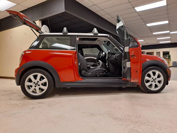 2009 MINI COOPER 90k MILES CLEAN! - - by for sale in Decatur, GA – photo 18