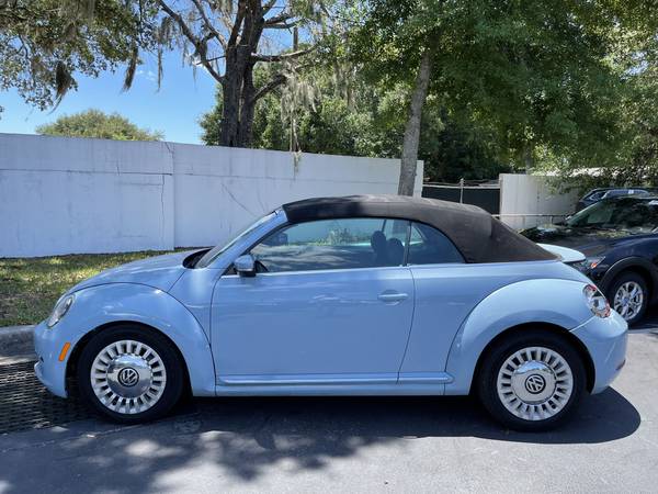 2015 Volkswagen Beetle Convertible Low mi Clean title Rare color! for sale in Longwood , FL – photo 3
