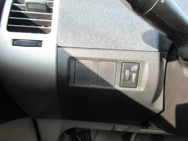 2008 Toyota Prius 4-Door Liftback - cars & trucks - by dealer -... for sale in Moorhead, ND – photo 15
