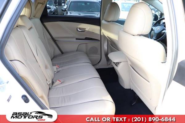 Check Out This Spotless 2011 Toyota Venza with only 62, 667 Mi-North for sale in East Rutherford, NJ – photo 12