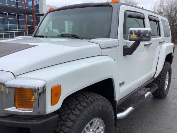 Loaded! 2006 Hummer H3! Accident Free! - - by dealer for sale in Ortonville, MI – photo 11