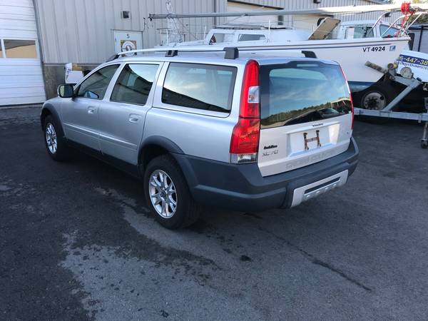 2007 Volvo XC70 2.5T Wagon 4D - AWD - 93k miles - cars & trucks - by... for sale in Hanson, Ma, MA – photo 4
