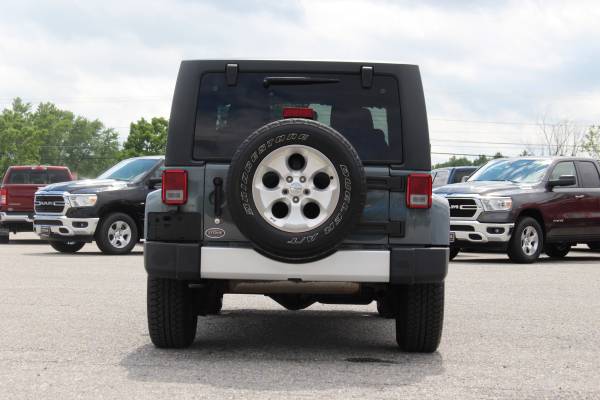 2014 JEEP WRANGLER SAHARA 4X4 - - by dealer - vehicle for sale in Middlebury, VT – photo 6