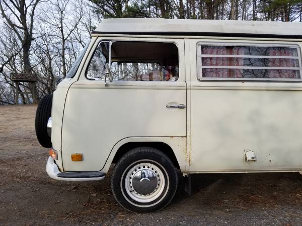 1971 Volkswagen Bus Camper - cars & trucks - by owner - vehicle... for sale in Greeneville , TN – photo 6