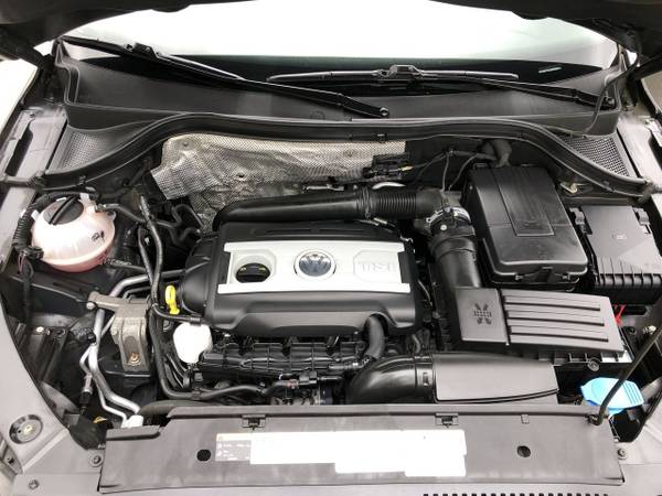 2017 Volkswagen Tiguan 2.0T for sale in Tyngsboro, MA – photo 16
