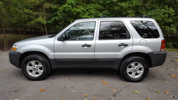 2006 Ford Escape (59,646 Miles) for sale in Warsaw, IN – photo 2
