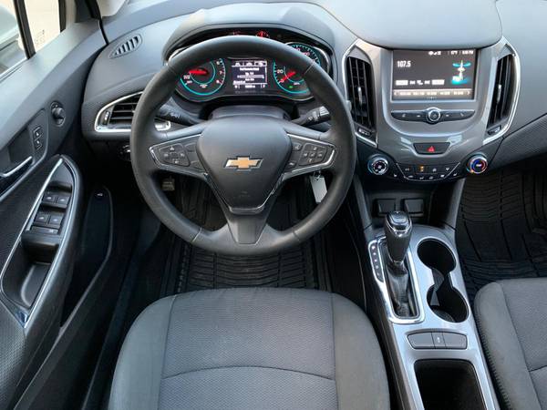 2018 CHEVROLET CRUZE LT / CLEAN TITLE / 4 CYLINDER / GREAT... for sale in El Paso, TX – photo 12