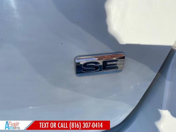 2010 FORD FOCUS SE - cars & trucks - by dealer - vehicle automotive... for sale in BLUE SPRINGS, MO – photo 21