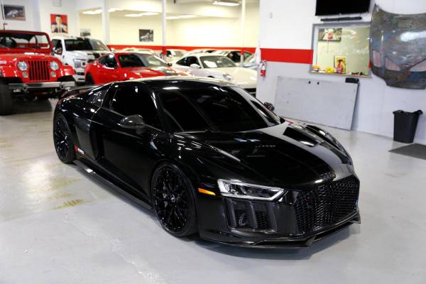 2017 Audi R8 V10 PLUS QUATTRO ALPHA 10 TWIN TURBO PACKAGE AMS P GU for sale in STATEN ISLAND, NY – photo 5