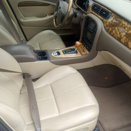 JAGUAR S TYPE 135, 000 Miles! - - by dealer - vehicle for sale in Massillon, OH – photo 4
