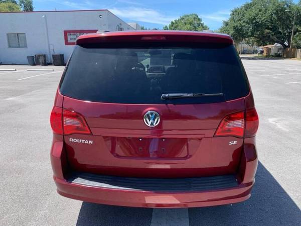 2012 Volkswagen Routan SE 4dr Mini Van w/ RSE and Navigation 100%... for sale in TAMPA, FL – photo 7