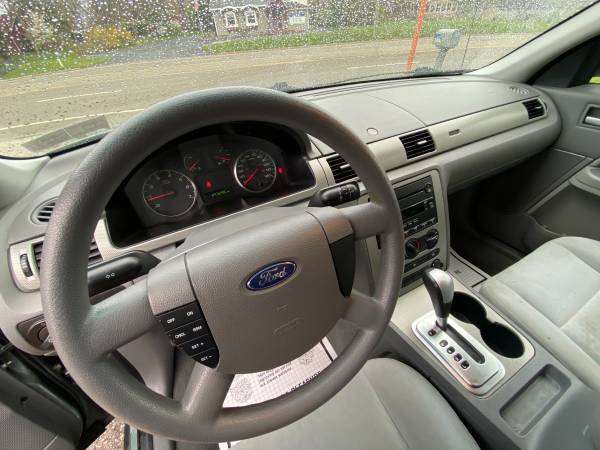 2006 Ford Five Hundred SE - - by dealer - vehicle for sale in kent, OH – photo 21