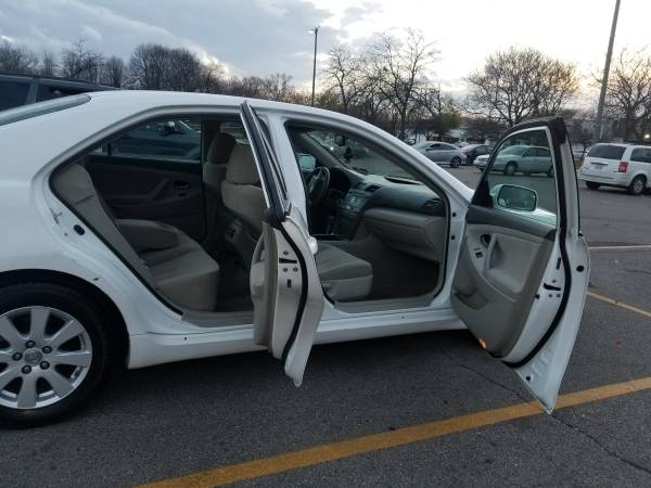 2009 Toyota Camry Hybrid, 110k miles, Clean Title Runs perfect -... for sale in Addison, IL – photo 12