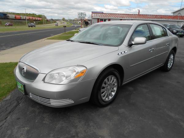 2007 Buick Lucerne CX - - by dealer - vehicle for sale in Marshfield, WI – photo 2