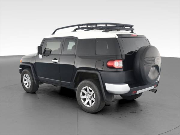 2012 Toyota FJ Cruiser Sport Utility 2D suv Black - FINANCE ONLINE -... for sale in South Bend, IN – photo 7