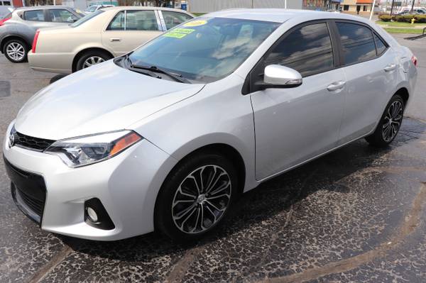 2016 Toyota Corolla 4dr Sdn CVT S w/Special Edition Pkg (Natl) for sale in Marion, IN – photo 2