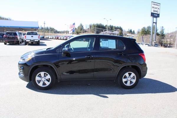 2019 Chevy Chevrolet Trax LS suv Black - - by dealer for sale in Boone, NC – photo 5