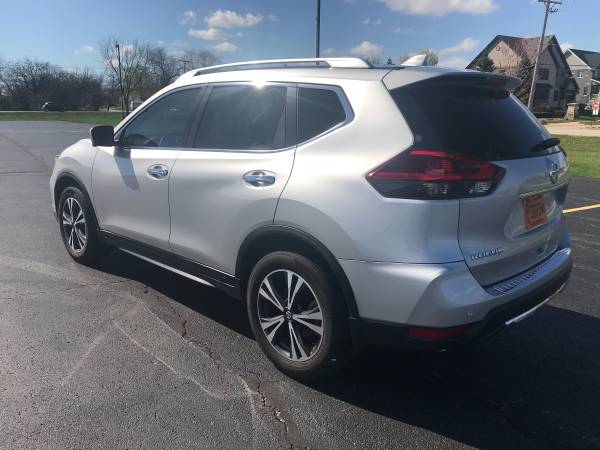 2020 Nissan Rogue SV - - by dealer - vehicle for sale in Lockport, IL – photo 7