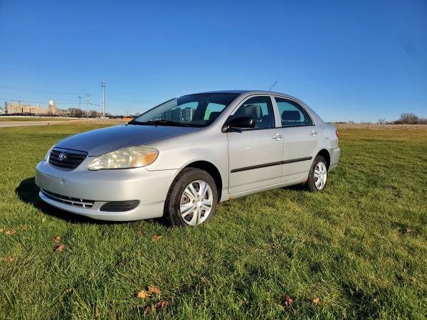 2007 Toyota Corolla LE (41 mpg hwy! Trades Welcome!) - cars & trucks... for sale in Jefferson, WI – photo 5