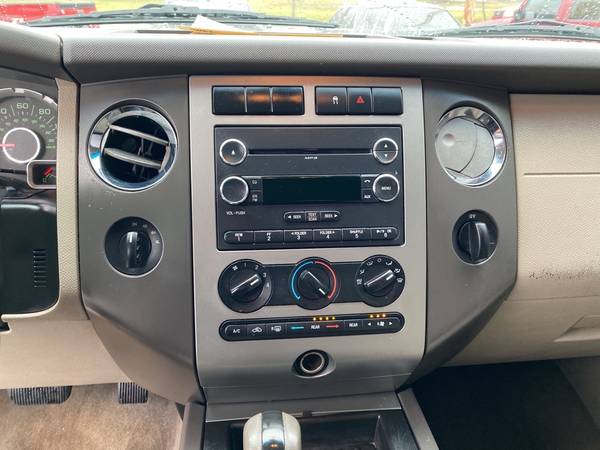 2010 Ford Expedition EL XLT - - by dealer - vehicle for sale in Indianapolis, IN – photo 17