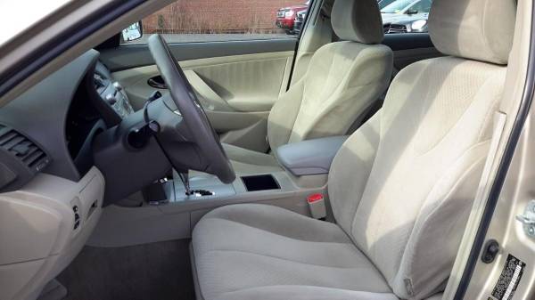 2007 Toyota Camry LE V6 4dr Sedan - SUPER CLEAN! WELL MAINTAINED! -... for sale in Wakefield, MA – photo 15
