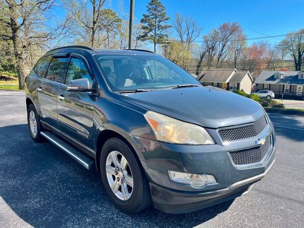 2009 Chevrolet-3RD ROW! MINT CONDITION! Traverse-BUY HERE for sale in Knoxville, TN – photo 5
