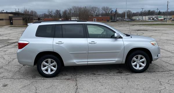 2009 Toyota Highlander 4WD CLEAN 1 OWNER! - - by for sale in Other, MO – photo 5