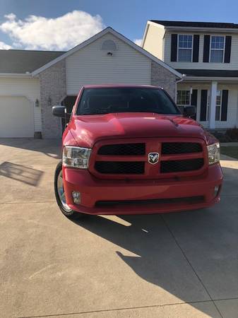 RAM 1500 Crew Cab 2014 - cars & trucks - by owner - vehicle... for sale in Leesburg, IN – photo 3