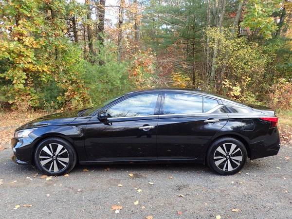 2019 Nissan Altima 2.5 SL Sedan CONTACTLESS PRE APPROVAL!! - cars &... for sale in Storrs, CT – photo 4