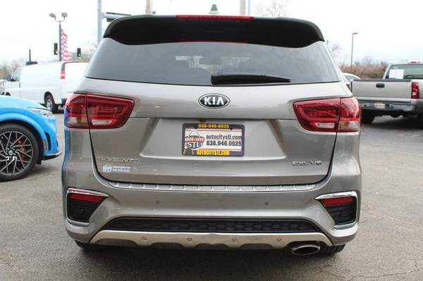 2019 KIA SORENTO SX LIMITED V6 - - by dealer - vehicle for sale in St. Charles, MO – photo 7