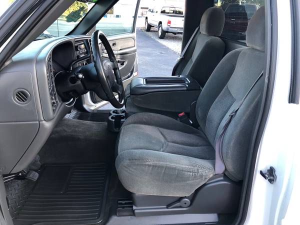 *Super Clean 2003 Chevrolet Silverado Regular Cab Short Bed 4x4 for sale in STOKESDALE, NC – photo 10