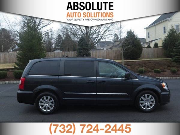2014 Chrysler Town & Country Touring 4dr Mini Van for sale in Hamilton, NY – photo 4