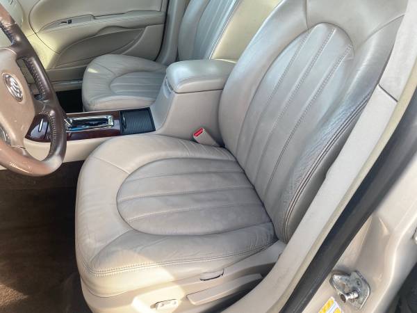 2007 Buick Lucerne CXL Leather - - by dealer - vehicle for sale in Des Moines, IA – photo 13