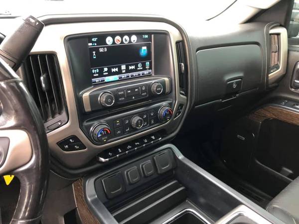 2018 GMC DENALI DURAMAX - - by dealer - vehicle for sale in Conrad, ND – photo 7