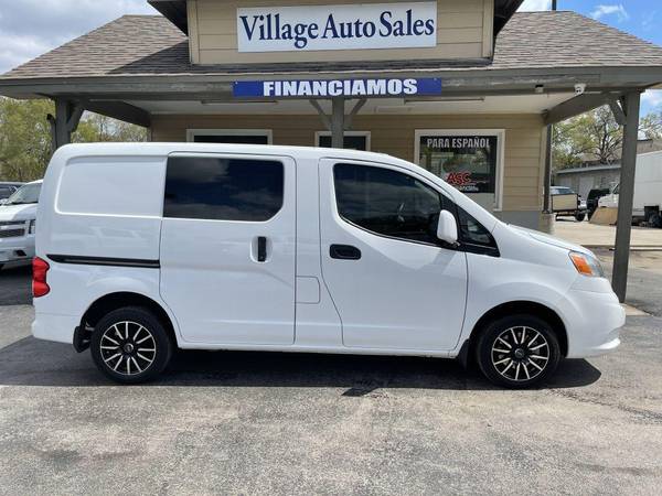 2015 NISSAN NV200 SV 2 5S - - by dealer - vehicle for sale in Shawnee, MO – photo 2