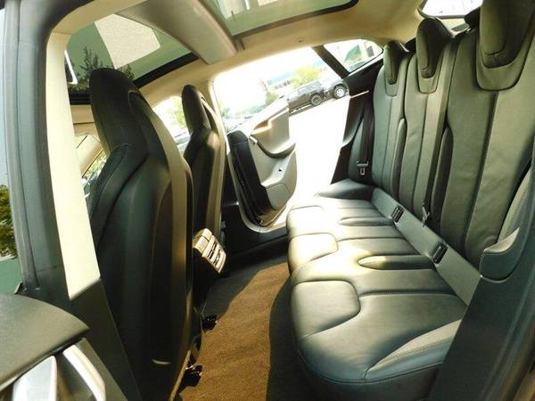 2014 Tesla Model S 60 Pano Roof / Rear Facing Jump Seat / 42,000... for sale in Portland, OR – photo 11