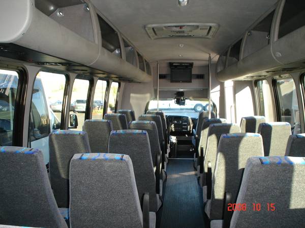 Chevrolet C 5500 Shuttle Bus / limo for sale in Palmdale, CA – photo 4
