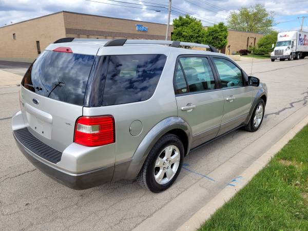 2006 Ford Frestyle AWD, 3rd Row, Leather, Clean carfax, No issues for sale in Addison, IL – photo 7