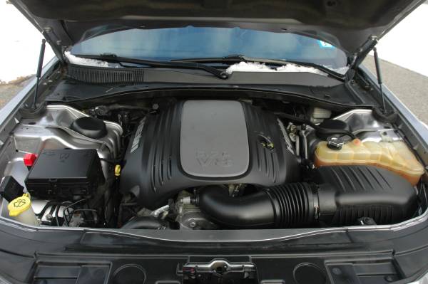 2013 Chrysler 300 S HEMI Sedan - AWD - - by dealer for sale in Windham, ME – photo 14
