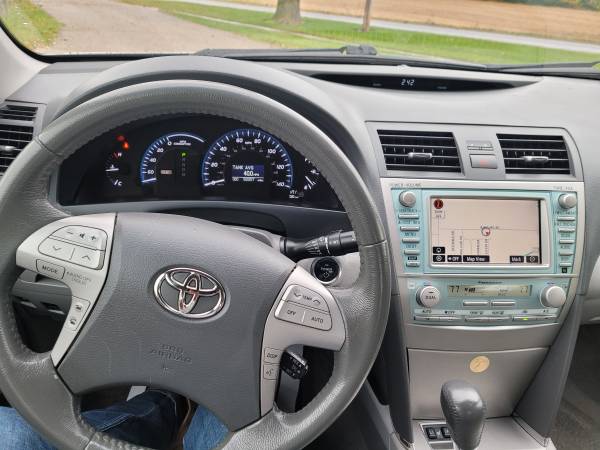 2008 Toyota Camry XLE HYBRID - cars & trucks - by owner - vehicle... for sale in Woodstock, IL – photo 11
