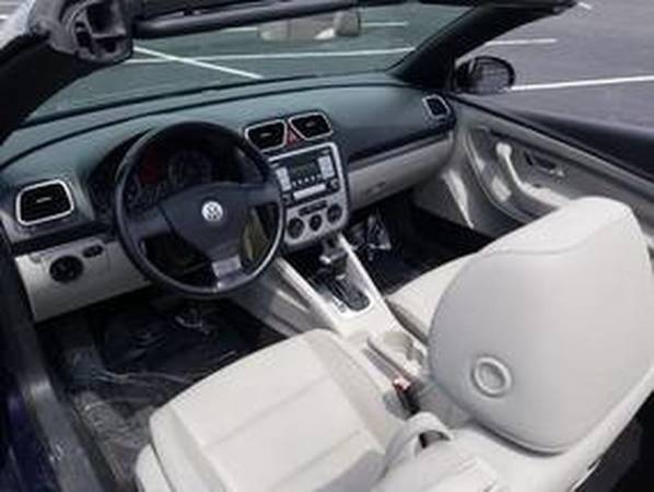 2008 Volkswagen Eos Komfort~ POWER HARD TOP CONVERTIBLE~ for sale in Sarasota, FL – photo 2