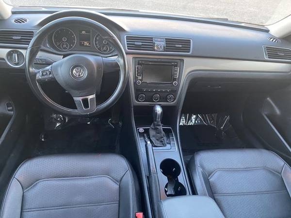 2015 Volkswagen Passat 1.8T Limited Edition Sedan 4DSedan - cars &... for sale in Phoenix, AZ – photo 15